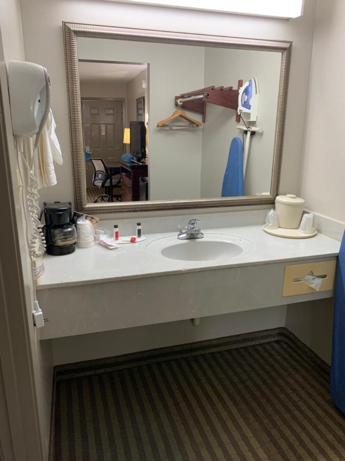 Days By Wyndham Motel Ocean Springs